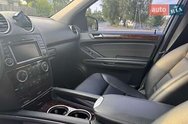 Внедорожник / Кроссовер Mercedes-Benz M-Class 2011 в 