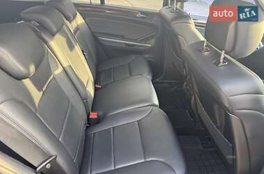 Внедорожник / Кроссовер Mercedes-Benz M-Class 2011 в 