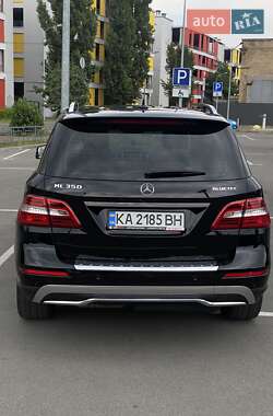 Внедорожник / Кроссовер Mercedes-Benz M-Class 2013 в 