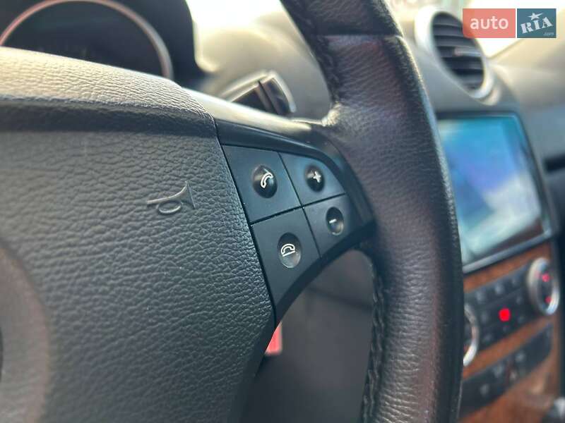 Позашляховик / Кросовер Mercedes-Benz M-Class 2007 в Києві