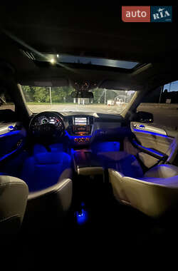 Позашляховик / Кросовер Mercedes-Benz M-Class 2014 в 