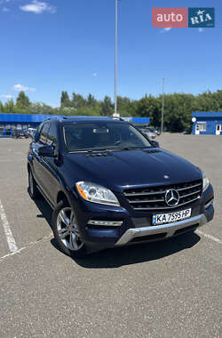 Позашляховик / Кросовер Mercedes-Benz M-Class 2014 в 