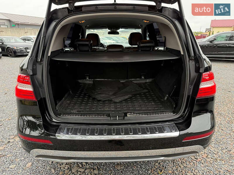 Позашляховик / Кросовер Mercedes-Benz M-Class 2012 в Стрию