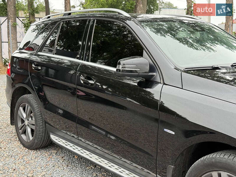 Позашляховик / Кросовер Mercedes-Benz M-Class 2012 в Стрию