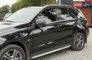 Внедорожник / Кроссовер Mercedes-Benz M-Class 2012 в 