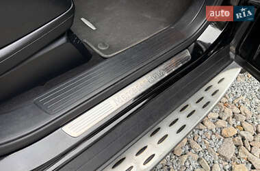 Внедорожник / Кроссовер Mercedes-Benz M-Class 2012 в 