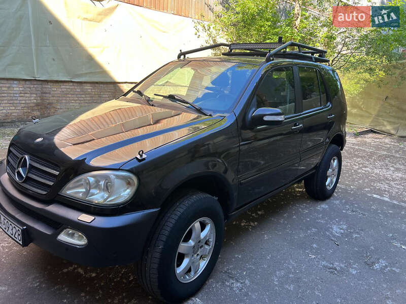 Позашляховик / Кросовер Mercedes-Benz M-Class 2005 в Києві