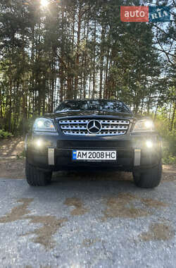 Внедорожник / Кроссовер Mercedes-Benz M-Class 2008 в 
