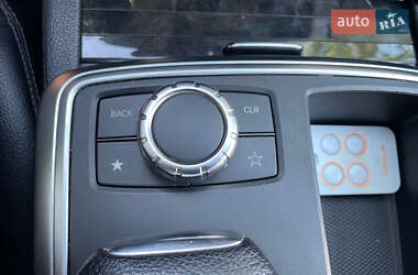 Внедорожник / Кроссовер Mercedes-Benz M-Class 2014 в 