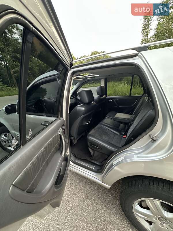 Внедорожник / Кроссовер Mercedes-Benz M-Class 2005 в Прилуках