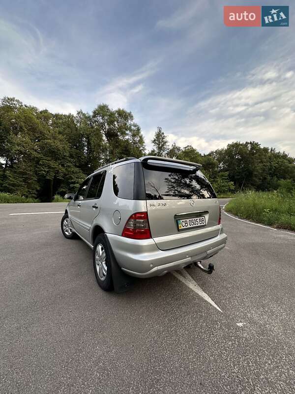 Внедорожник / Кроссовер Mercedes-Benz M-Class 2005 в Прилуках