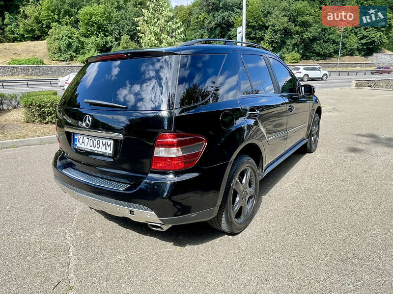 Позашляховик / Кросовер Mercedes-Benz M-Class 2008 в Києві