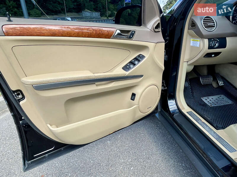 Позашляховик / Кросовер Mercedes-Benz M-Class 2008 в Києві