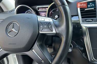 Внедорожник / Кроссовер Mercedes-Benz M-Class 2013 в 
