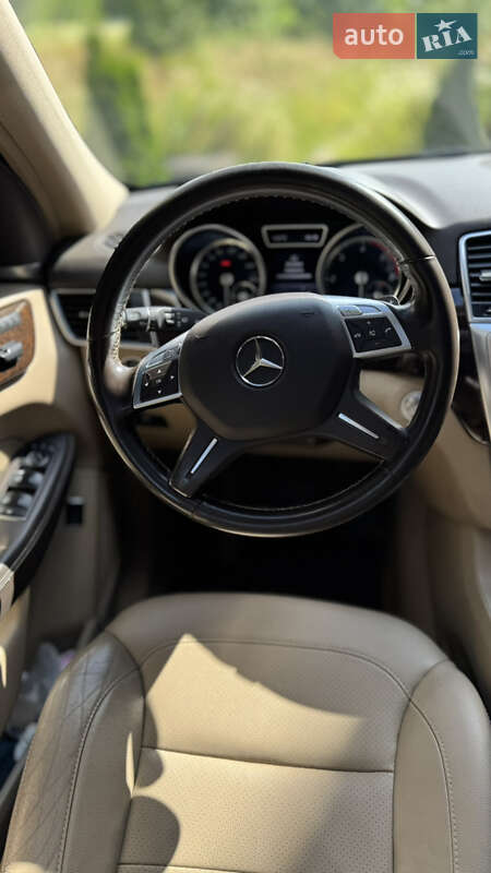 Внедорожник / Кроссовер Mercedes-Benz M-Class 2014 в Львове