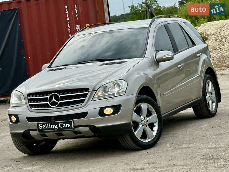 Внедорожник / Кроссовер Mercedes-Benz M-Class 2005 в Ровно