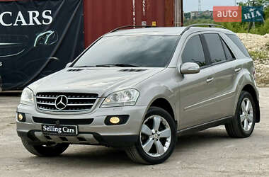 Внедорожник / Кроссовер Mercedes-Benz M-Class 2005 в 