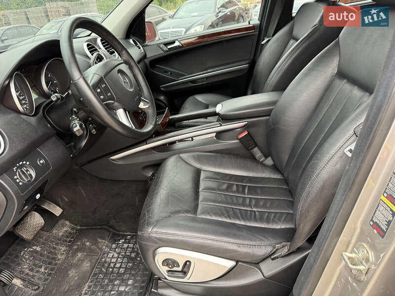 Внедорожник / Кроссовер Mercedes-Benz M-Class 2005 в Ровно