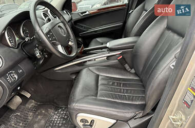 Внедорожник / Кроссовер Mercedes-Benz M-Class 2005 в 