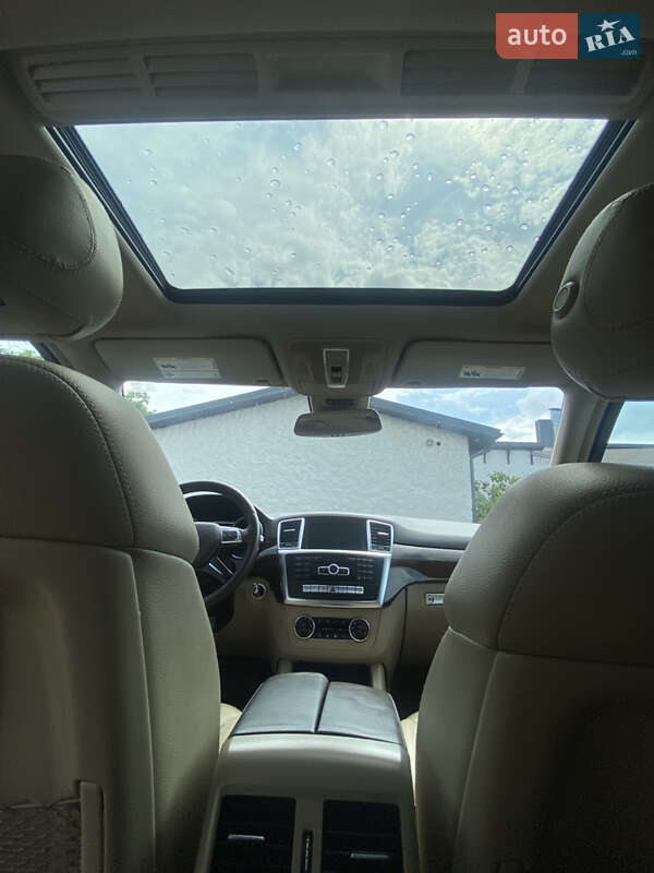 Позашляховик / Кросовер Mercedes-Benz M-Class 2013 в Косові