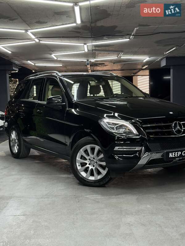 Позашляховик / Кросовер Mercedes-Benz M-Class 2015 в Одесі
