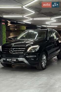 Позашляховик / Кросовер Mercedes-Benz M-Class 2015 в 