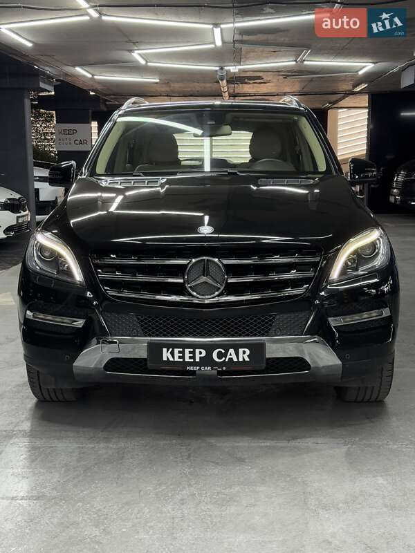 Позашляховик / Кросовер Mercedes-Benz M-Class 2015 в Одесі