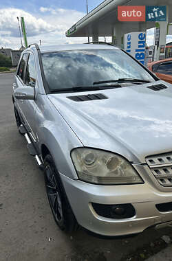 Mercedes-Benz M-Class 2008