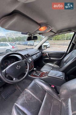 Внедорожник / Кроссовер Mercedes-Benz M-Class 2000 в 