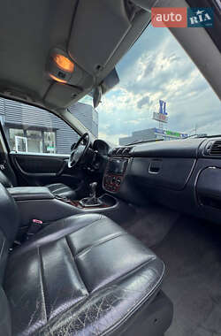 Внедорожник / Кроссовер Mercedes-Benz M-Class 2000 в 