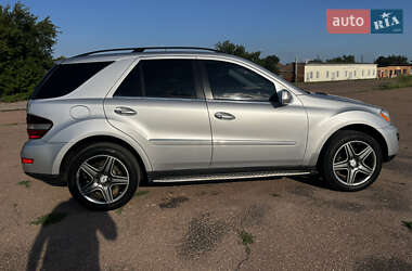 Внедорожник / Кроссовер Mercedes-Benz M-Class 2009 в 