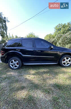 Внедорожник / Кроссовер Mercedes-Benz M-Class 2008 в 