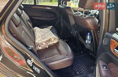 Внедорожник / Кроссовер Mercedes-Benz M-Class 2011 в 
