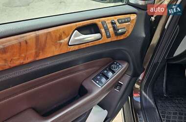 Внедорожник / Кроссовер Mercedes-Benz M-Class 2011 в 