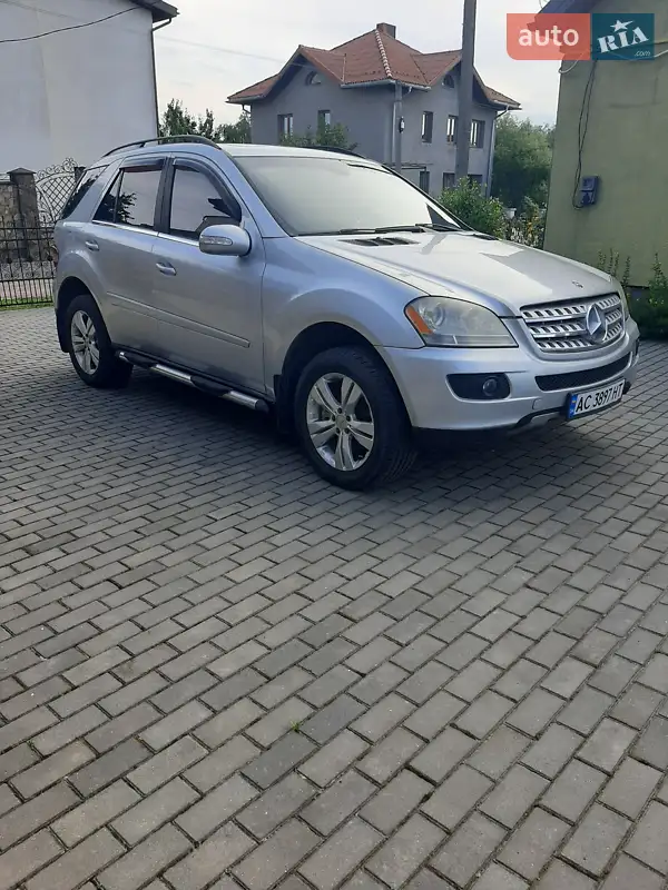 Mercedes-Benz M-Class