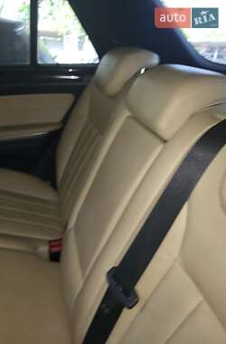 Позашляховик / Кросовер Mercedes-Benz M-Class 2008 в 