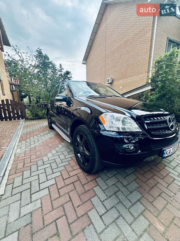 Mercedes-Benz M-Class 2008