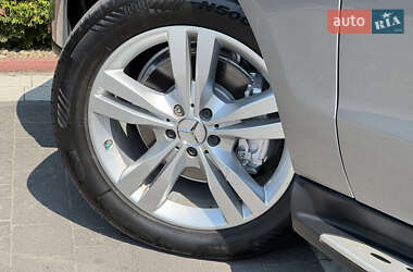 Внедорожник / Кроссовер Mercedes-Benz M-Class 2014 в 