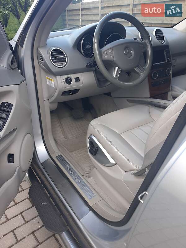 Внедорожник / Кроссовер Mercedes-Benz M-Class 2007 в Нововолынске фото 7 Внедорожник / Кроссовер Mercedes-Benz M-Class 2007 в Нововолынске