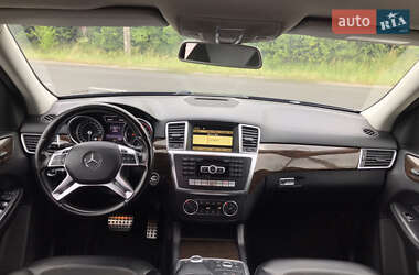Внедорожник / Кроссовер Mercedes-Benz M-Class 2014 в 