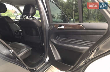 Внедорожник / Кроссовер Mercedes-Benz M-Class 2014 в 