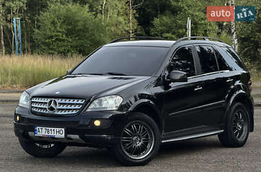 Внедорожник / Кроссовер Mercedes-Benz M-Class 2006 в 