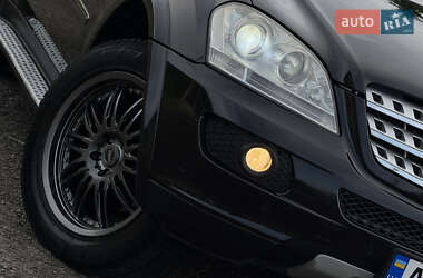 Внедорожник / Кроссовер Mercedes-Benz M-Class 2006 в 