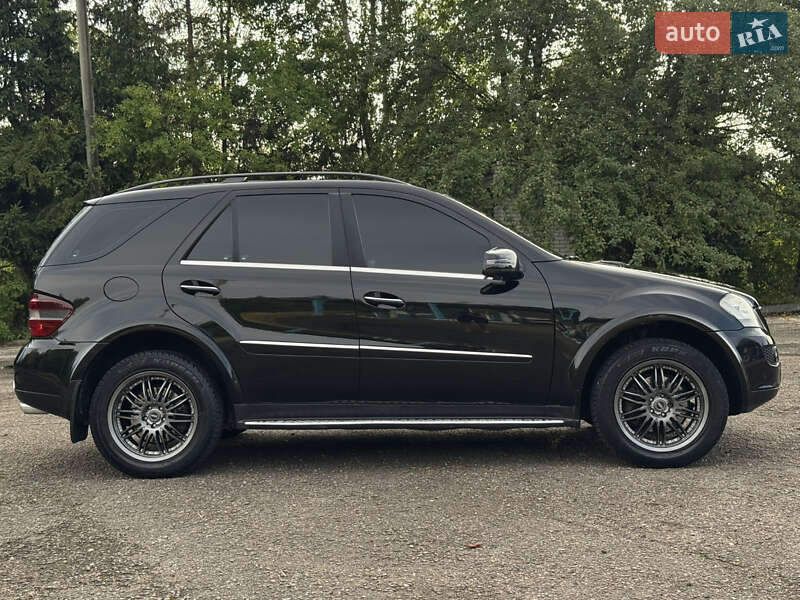 Позашляховик / Кросовер Mercedes-Benz M-Class 2006 в Долині