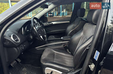 Внедорожник / Кроссовер Mercedes-Benz M-Class 2006 в 