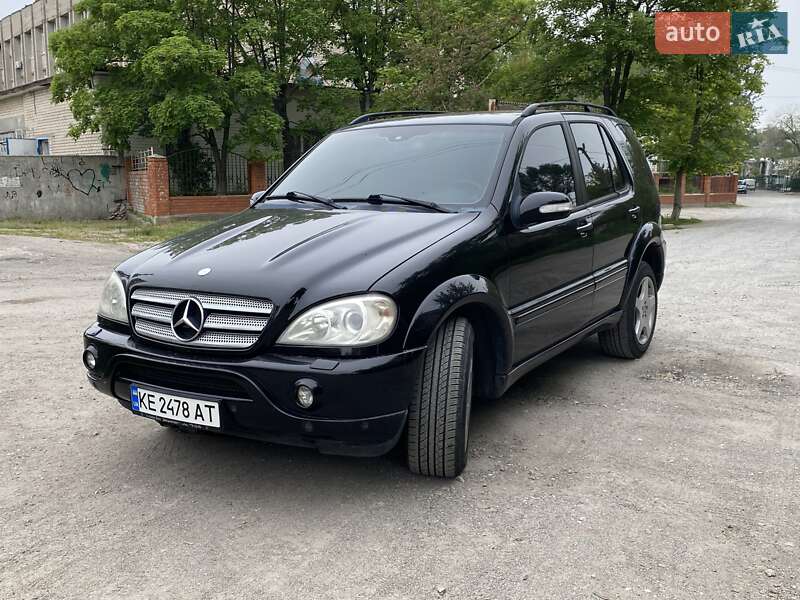 Позашляховик / Кросовер Mercedes-Benz M-Class 2003 в Дніпрі