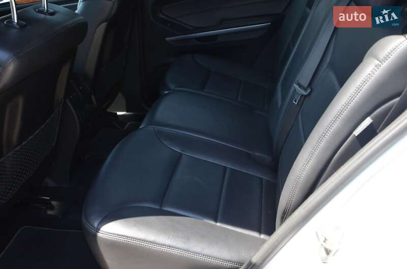 Позашляховик / Кросовер Mercedes-Benz M-Class 2008 в Павлограді