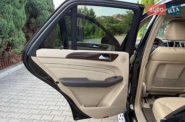 Внедорожник / Кроссовер Mercedes-Benz M-Class 2012 в 