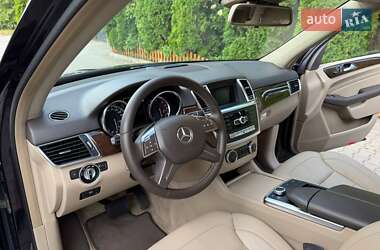 Внедорожник / Кроссовер Mercedes-Benz M-Class 2012 в 
