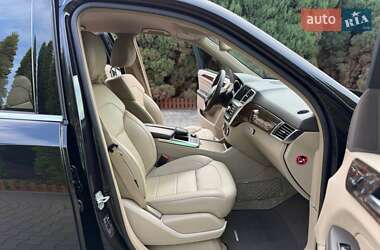 Внедорожник / Кроссовер Mercedes-Benz M-Class 2012 в 